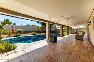 2901 E Las Rocas Dr, Phoenix, AZ 85028 - Photo 35