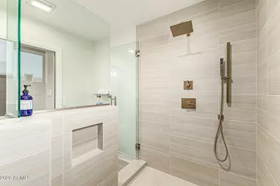 2901 E Las Rocas Drive, Phoenix, AZ 85028 - Photo 19