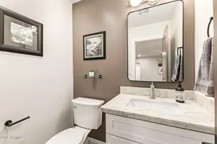 2901 E Las Rocas Dr, Phoenix, AZ 85028 - Photo 33