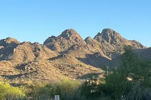 2901 E Las Rocas Dr, Phoenix, AZ 85028 - Photo 15