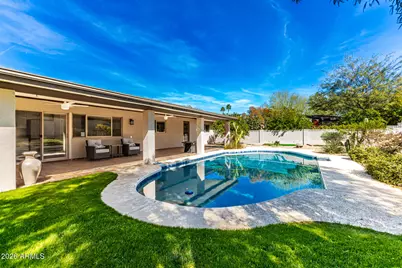 2901 E Las Rocas Drive, Phoenix, AZ 85028 - Photo 3