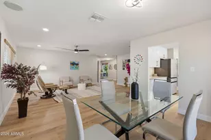 2901 E Las Rocas Dr, Phoenix, AZ 85028 - Photo 21