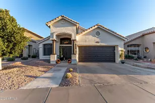 1441 E Glenhaven Dr, Phoenix, AZ 85048 - Photo 33