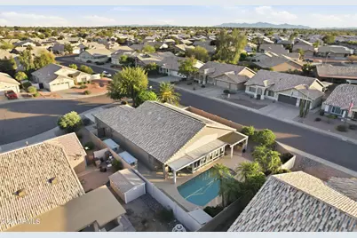 20108 N 110th Avenue, Sun City, AZ 85373 - Photo 3