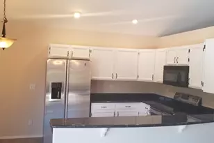 13812 S 36th Way, Phoenix, AZ 85044 - Photo 9