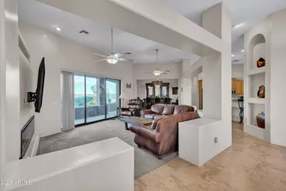 17117 W Dale Lane, Surprise, AZ 85387 - Photo 11