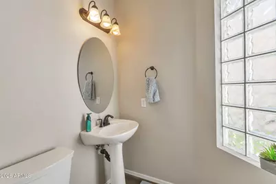 1135 E Mountain Vista Drive, Phoenix, AZ 85048 - Photo 11