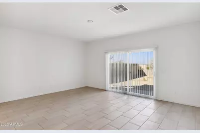 25482 W Bowker Street, Buckeye, AZ 85326 - Photo 3