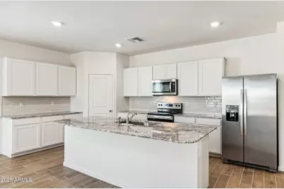 25444 W Bowker Street, Buckeye, AZ 85326 - Photo 3