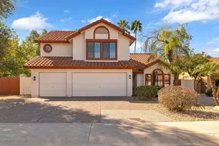 1843 E Sheena Dr, Phoenix, AZ 85022 - Photo 1