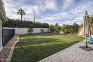 5302 N 81st Pl, Scottsdale, AZ 85250 - Photo 17
