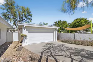 1030 E Libra Dr, Tempe, AZ 85283 - Photo 45
