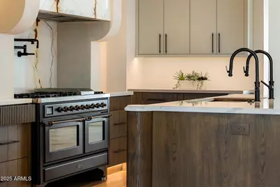 6126 E Joshua Tree Lane, Paradise Valley, AZ 85253 - Photo 7