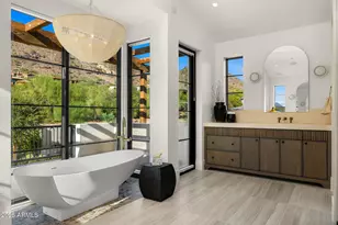 6126 E Joshua Tree Ln, Paradise Valley, AZ 85253 - Photo 17