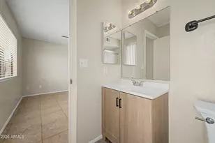 8626 W Lawrence Ln, Peoria, AZ 85345 - Photo 21