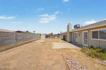 8626 W Lawrence Lane, Peoria, AZ 85345 - Photo 31