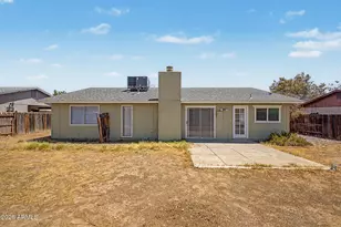 8626 W Lawrence Ln, Peoria, AZ 85345 - Photo 29