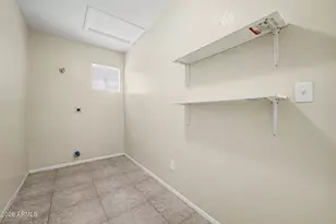 8626 W Lawrence Ln, Peoria, AZ 85345 - Photo 27