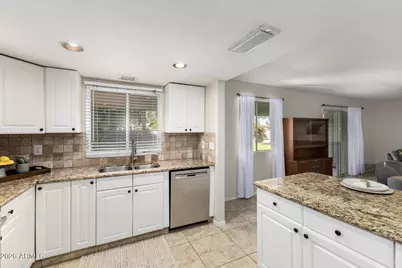 4307 W Sandra Circle, Glendale, AZ 85308 - Photo 13