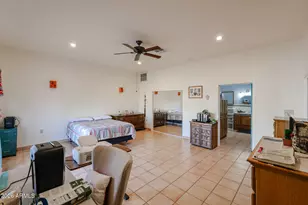 51340 W Iver Rd, Aguila, AZ 85320 - Photo 43