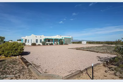 51340 W Iver Road, Aguila, AZ 85320 - Photo 11