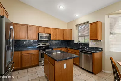 17828 W Mariposa Drive, Surprise, AZ 85374 - Photo 13