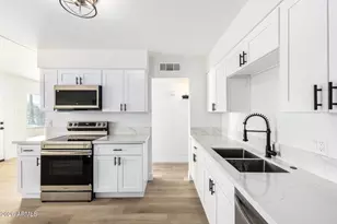 1346 N 41st Ave, Phoenix, AZ 85009 - Photo 1