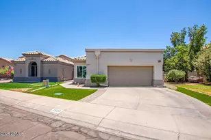 1527 E Beacon Dr, Gilbert, AZ 85234 - Photo 1