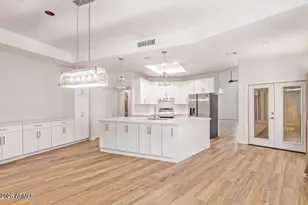 1527 E Beacon Dr, Gilbert, AZ 85234 - Photo 9