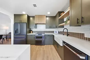 2406 E Elm St, Phoenix, AZ 85016 - Photo 11