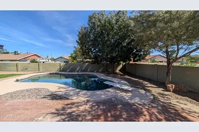 15227 N 23rd Lane, Phoenix, AZ 85023 - Photo 11