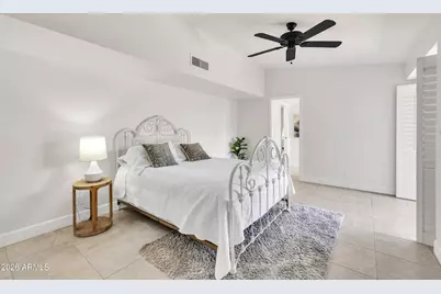 6639 N Chatelaine Place, Phoenix, AZ 85014 - Photo 15