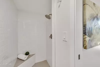 6639 N Chatelaine Place, Phoenix, AZ 85014 - Photo 19