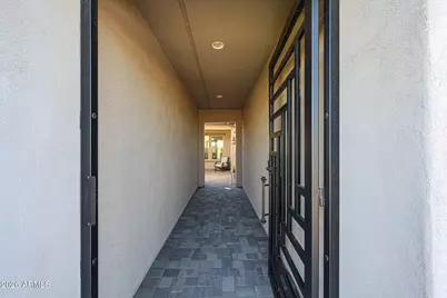 18118 W Highland Avenue, Goodyear, AZ 85395 - Photo 3