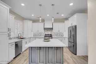 16917 W Cortaro Point Dr, Surprise, AZ 85387 - Photo 9