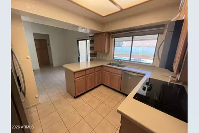 6719 W Kerry Lane, Glendale, AZ 85308 - Photo 5