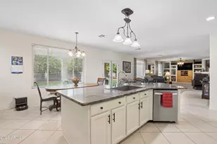 22422 N 80th Ln, Peoria, AZ 85383 - Photo 11