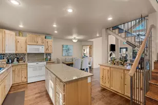 6829 W Robbin Ln, Pine, AZ 85544 - Photo 11