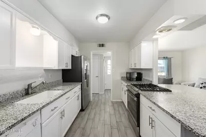 11467 N Desert Hills Drive, Sun City, AZ 85351 - Photo 5