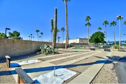 11467 N Desert Hills Drive, Sun City, AZ 85351 - Photo 43