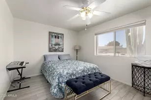 11467 N Desert Hills Dr, Sun City, AZ 85351 - Photo 11