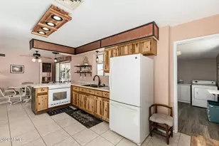 1379 S Main Dr, Apache Junction, AZ 85120 - Photo 13