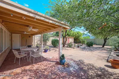 57 W Lewis Avenue, Phoenix, AZ 85003 - Photo 11