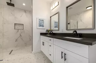 2418 E Amelia Ave, Phoenix, AZ 85016 - Photo 19