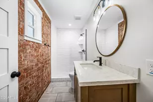 4110 E Catalina Dr, Phoenix, AZ 85018 - Photo 39