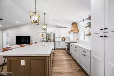 4110 E Catalina Drive, Phoenix, AZ 85018 - Photo 7