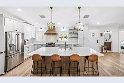 4110 E Catalina Drive, Phoenix, AZ 85018 - Photo 9