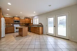 51 W Hillview St, Mesa, AZ 85201 - Photo 23