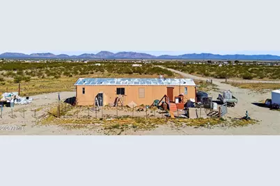 67414 Elm Way, Salome, AZ 85348 - Photo 15