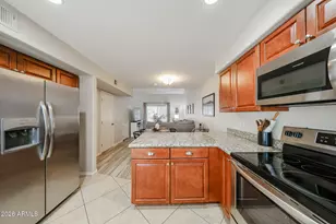 860 N McQueen Rd, Chandler, AZ 85225 - Photo 9